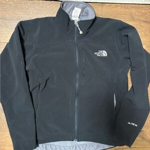 The North Face Women’s Classic Black Softshell Jacket, size M